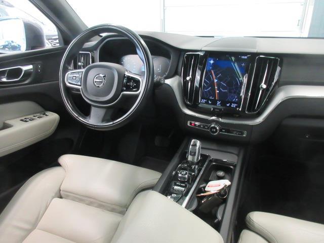 VOLVO XC60 2019