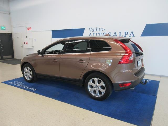 VOLVO XC60 2010