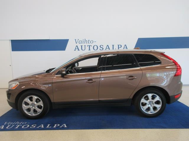 VOLVO XC60 2010