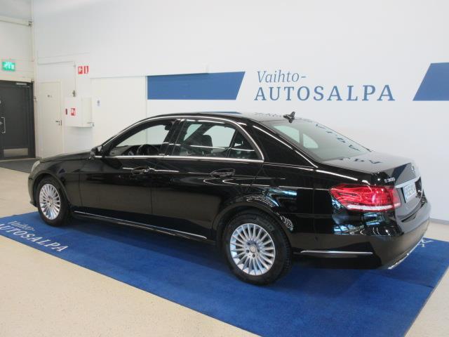 MERCEDES-BENZ E 2015