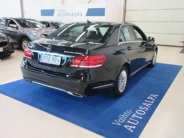 MERCEDES-BENZ E 2015