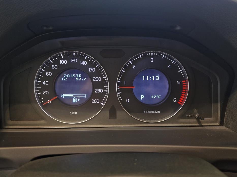 VOLVO V60 2011