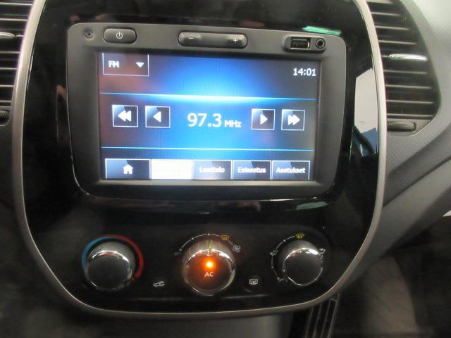 RENAULT Captur 2015