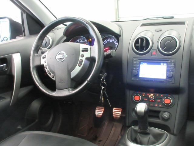 NISSAN Qashqai 2010