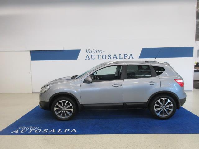 NISSAN Qashqai 2010