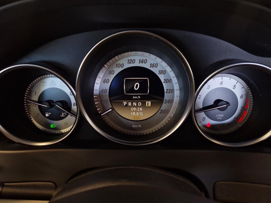 MERCEDES-BENZ C 2011