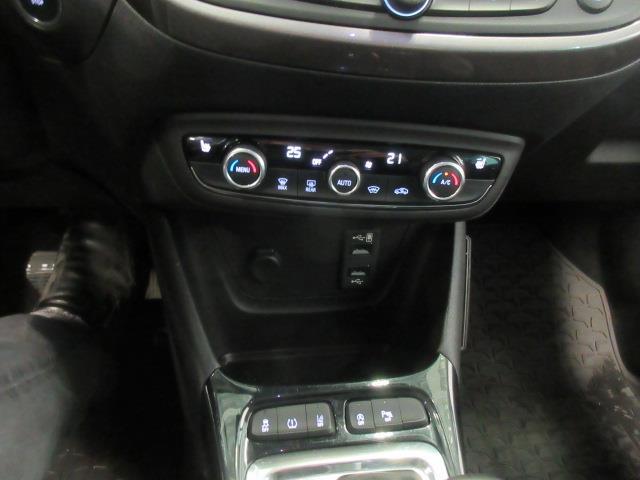 OPEL Crossland X 2018