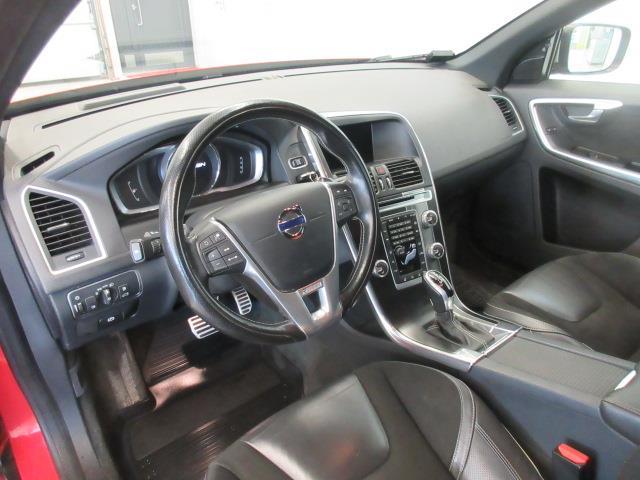 VOLVO XC60 2017