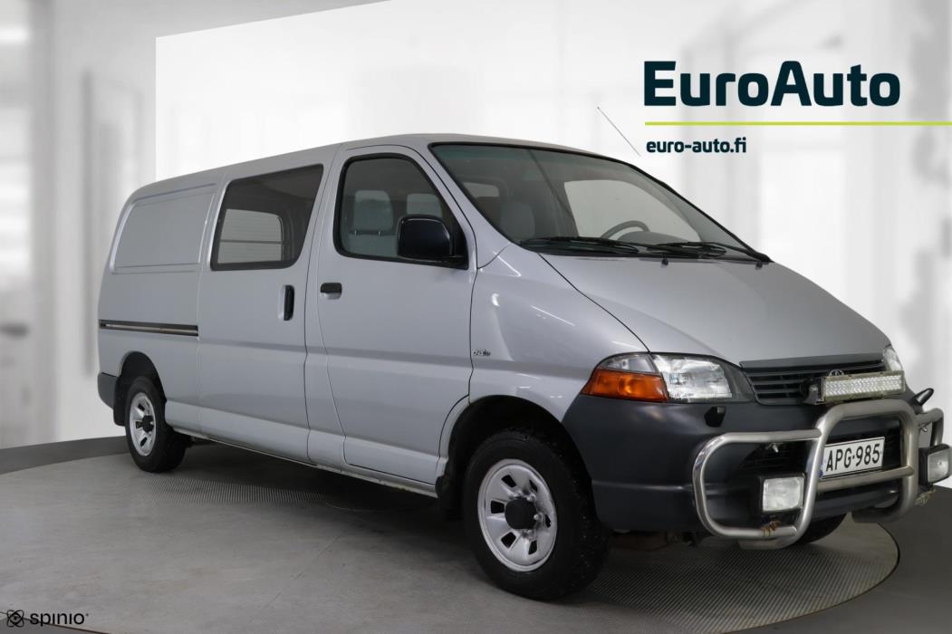 TOYOTA Hiace 2006
