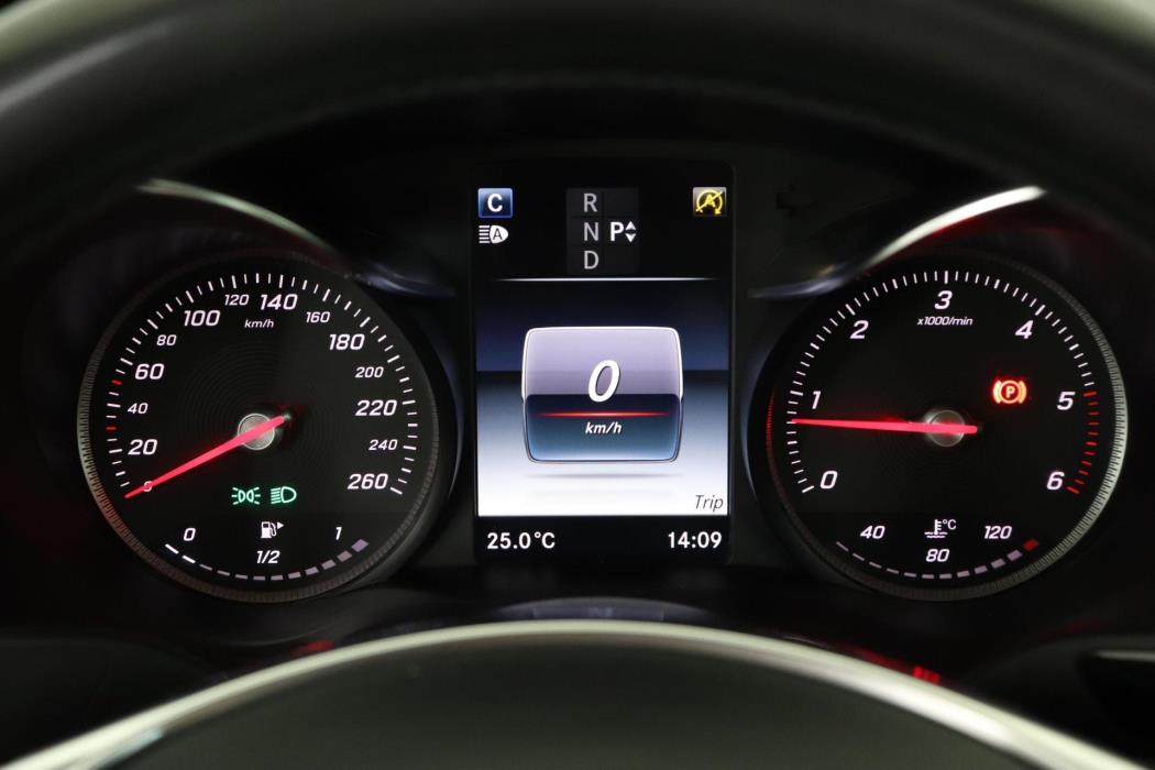 MERCEDES-BENZ C 2018
