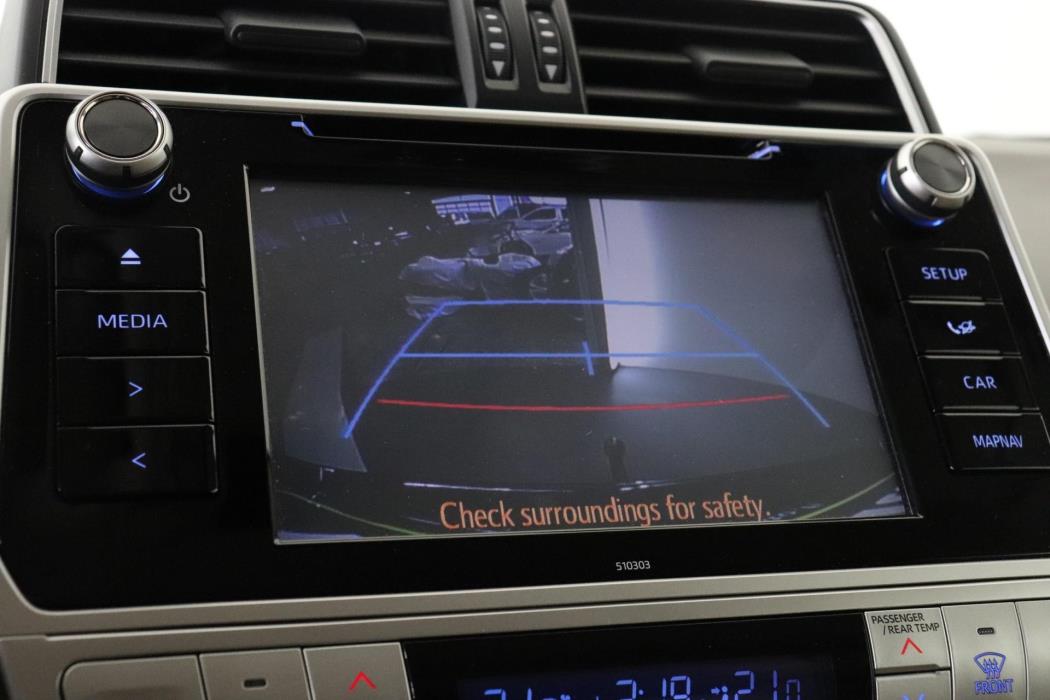 TOYOTA Land Cruiser 2020