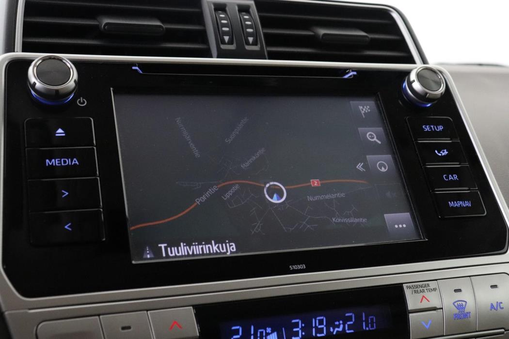 TOYOTA Land Cruiser 2020