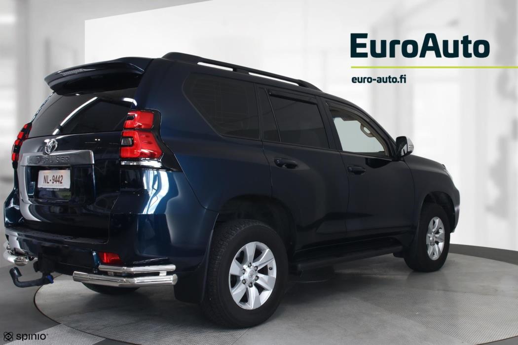 TOYOTA Land Cruiser 2020