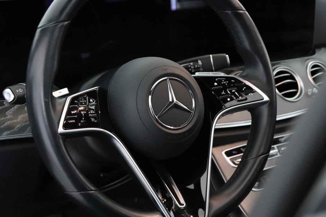 MERCEDES-BENZ E 2021