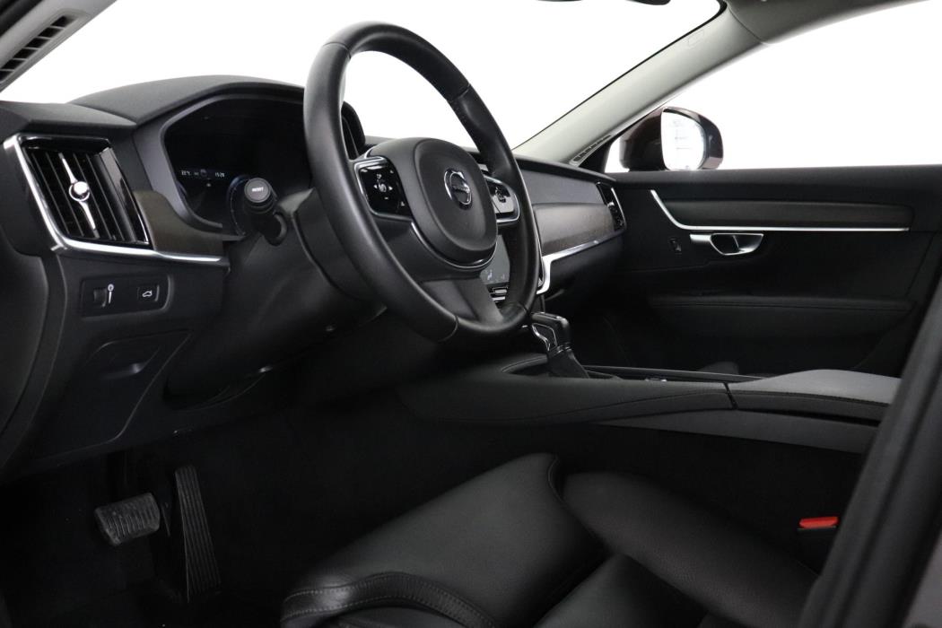 VOLVO V90 Cross Country 2018