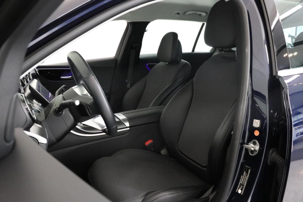 MERCEDES-BENZ C 2022