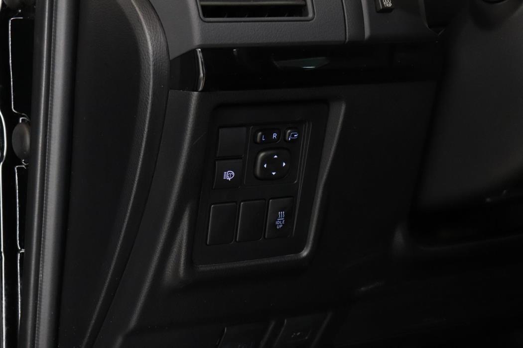 TOYOTA Land Cruiser 2020