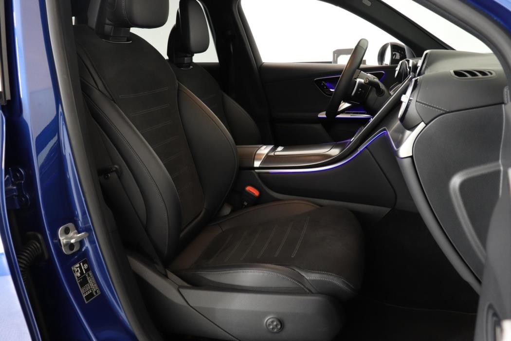 MERCEDES-BENZ GLC 2025