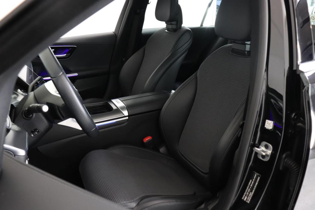 MERCEDES-BENZ C 2023