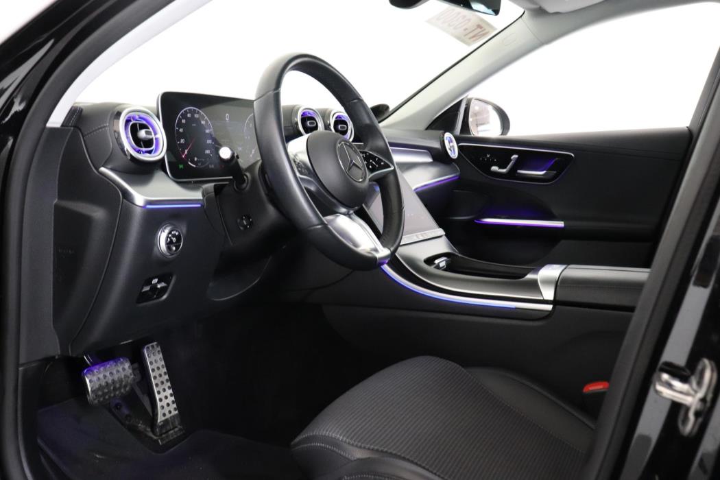 MERCEDES-BENZ C 2023