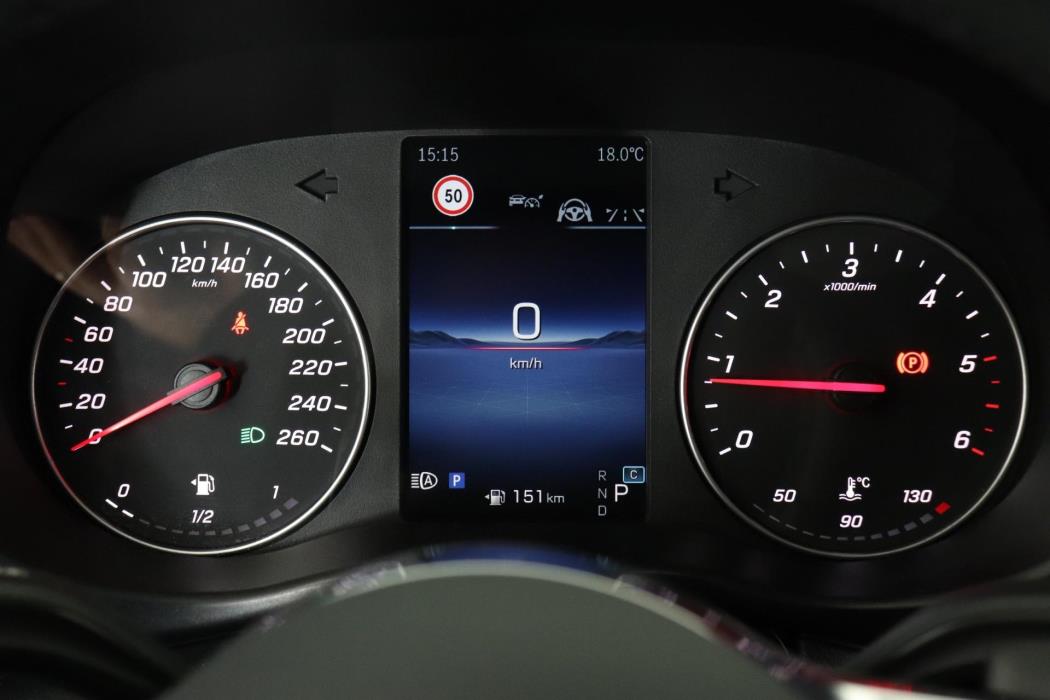 MERCEDES-BENZ Vito 2025