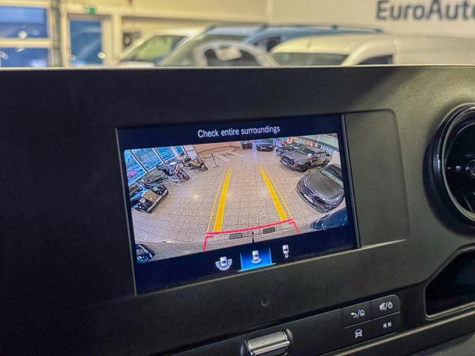 MERCEDES-BENZ Sprinter 2021