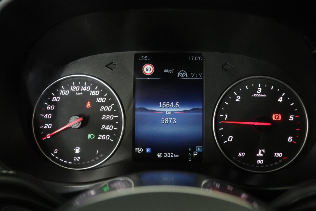 MERCEDES-BENZ Vito 2025