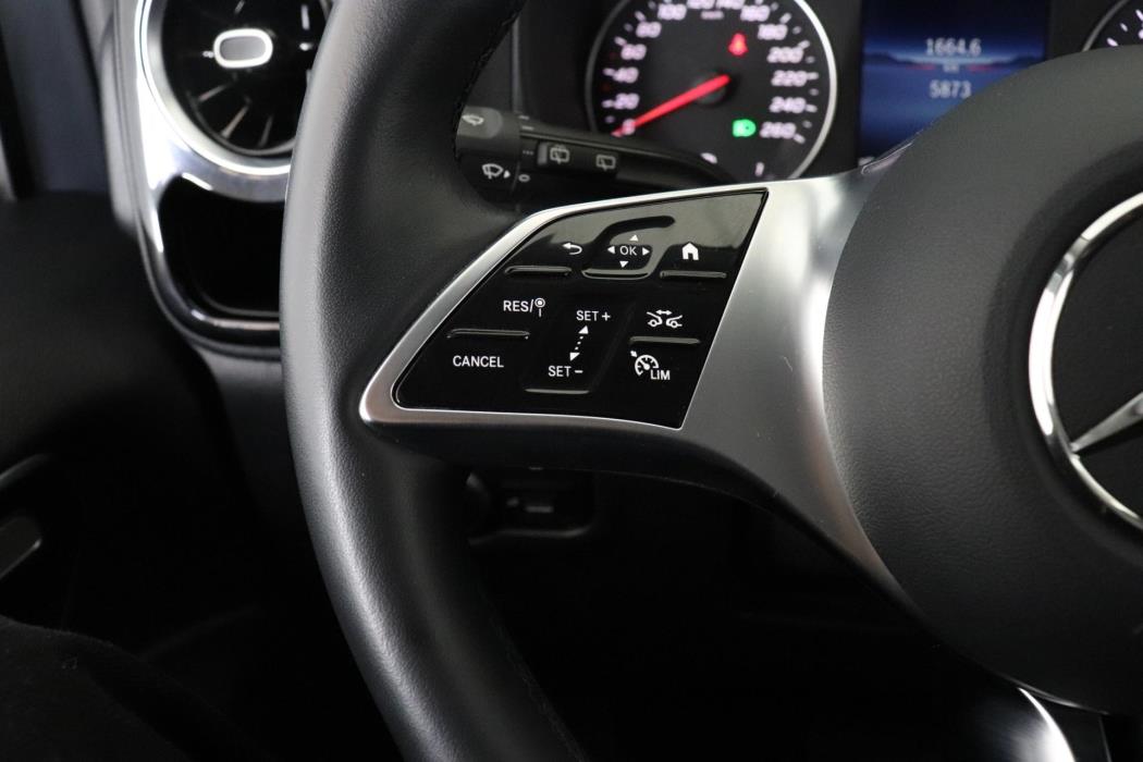 MERCEDES-BENZ Vito 2025