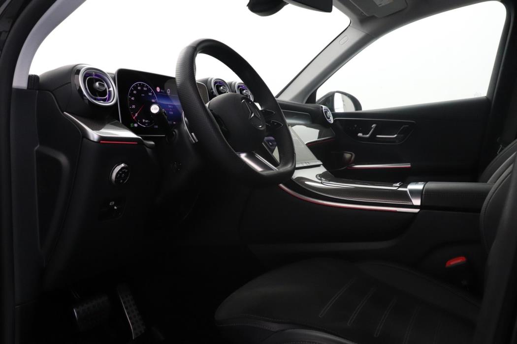 MERCEDES-BENZ GLC 2025