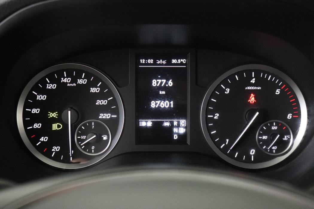 MERCEDES-BENZ Vito 2022
