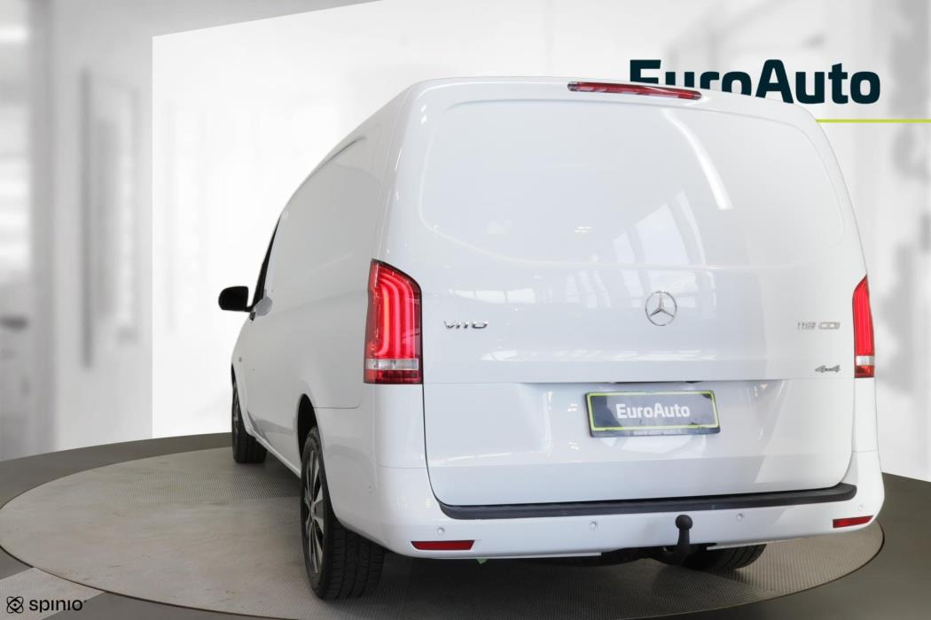 MERCEDES-BENZ Vito 2022