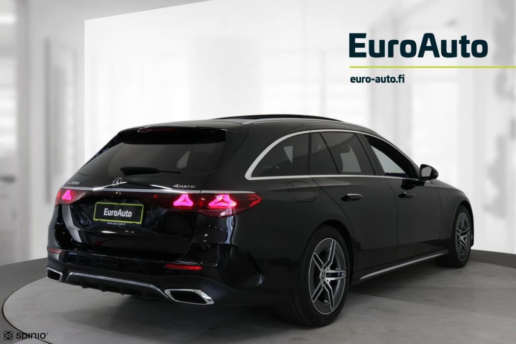MERCEDES-BENZ E 2025