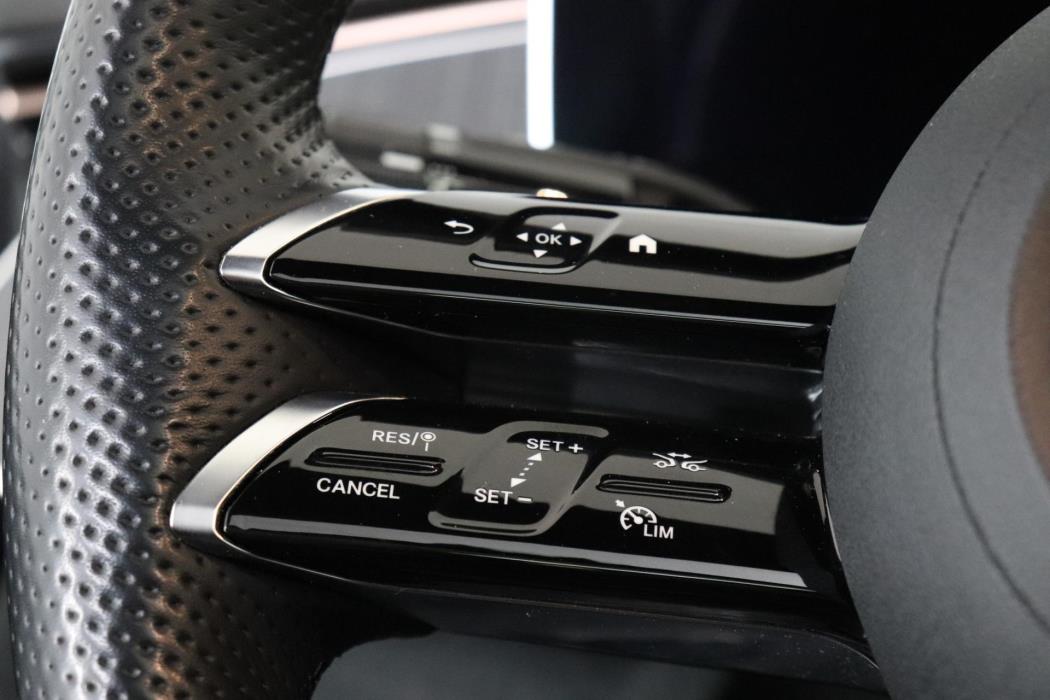 MERCEDES-BENZ EQE 2022