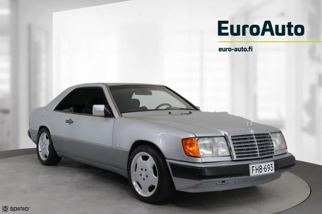 MERCEDES-BENZ 300 1992