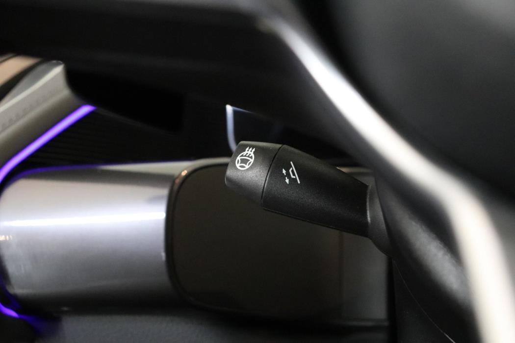 MERCEDES-BENZ EQC 2022