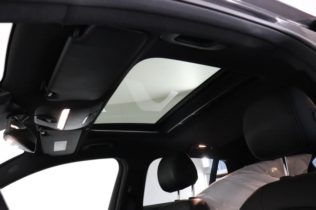 MERCEDES-BENZ EQC 2022