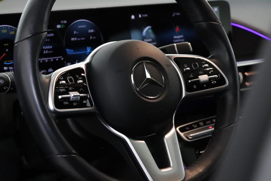 MERCEDES-BENZ EQC 2022