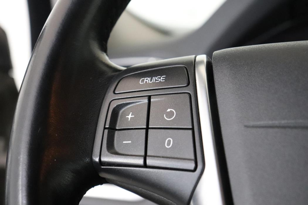 VOLVO XC70 2011