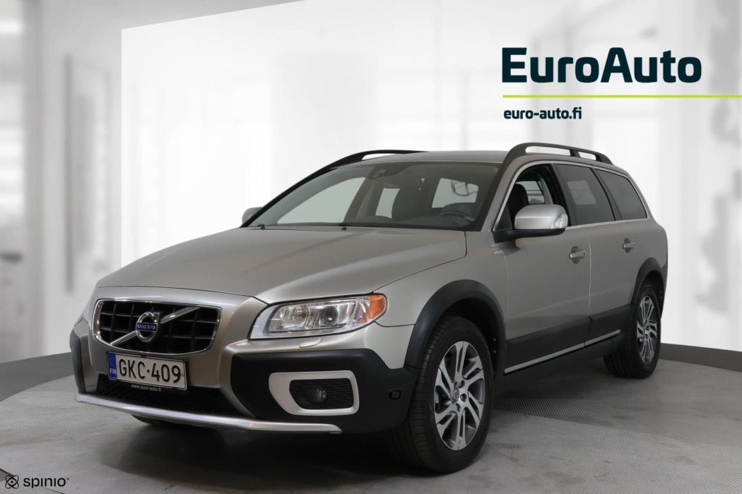 VOLVO XC70 2011