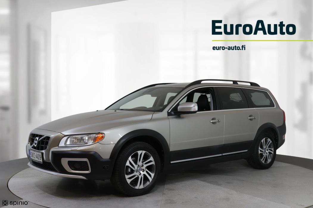 VOLVO XC70 2011
