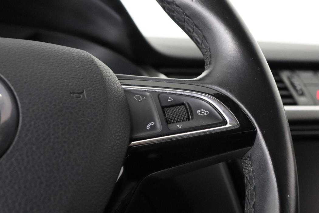 SKODA Octavia 2015