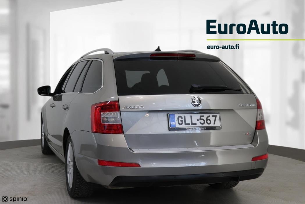 SKODA Octavia 2015