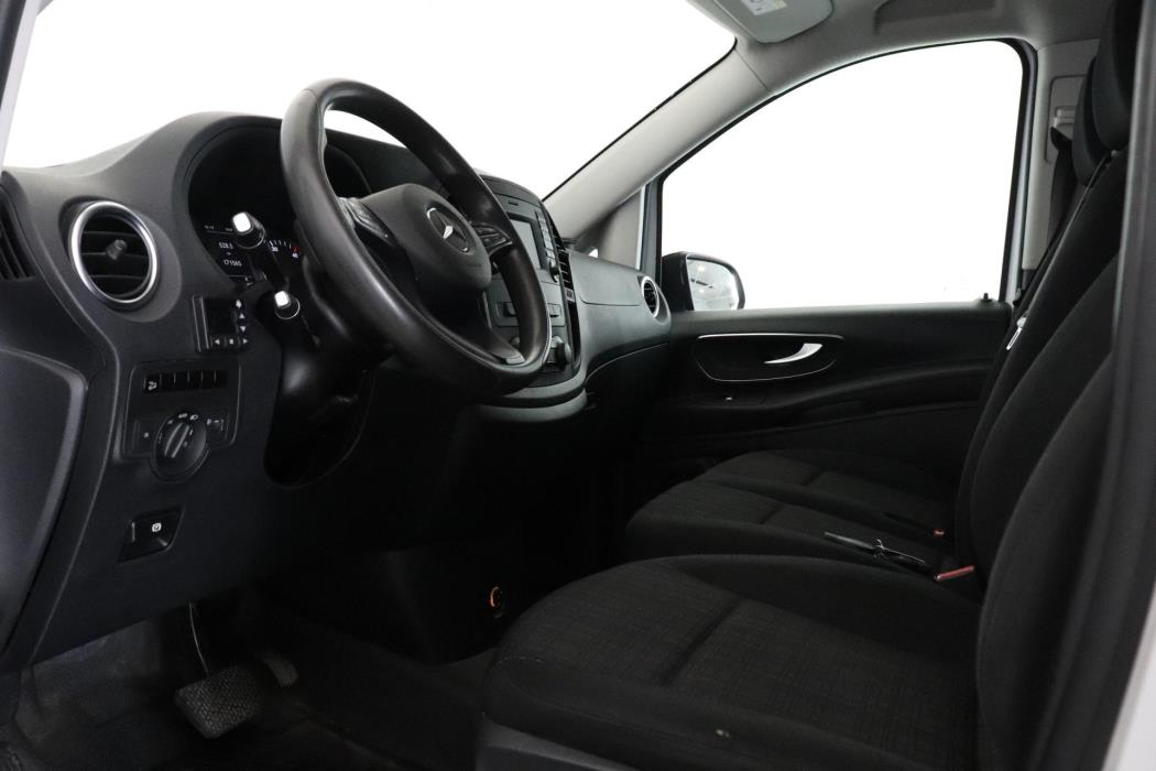 MERCEDES-BENZ Vito 2016