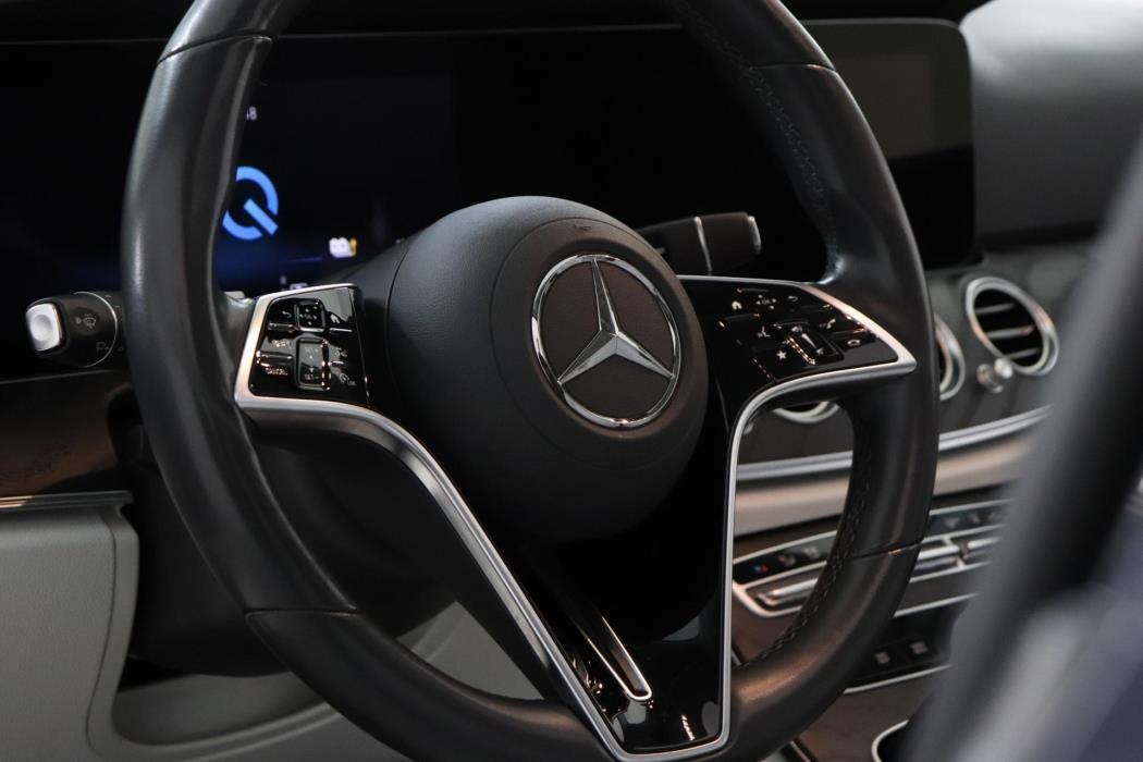 MERCEDES-BENZ E 2021