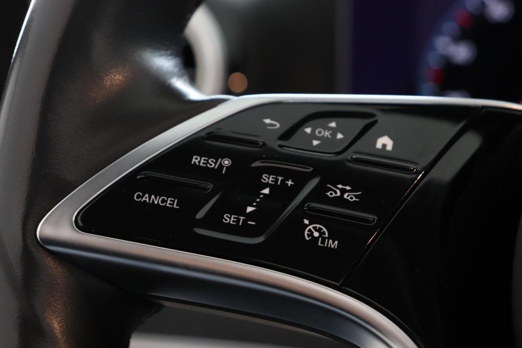 MERCEDES-BENZ E 2021