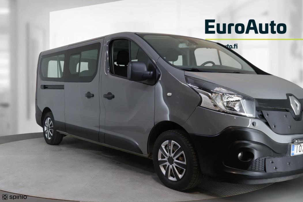 RENAULT Trafic 2015