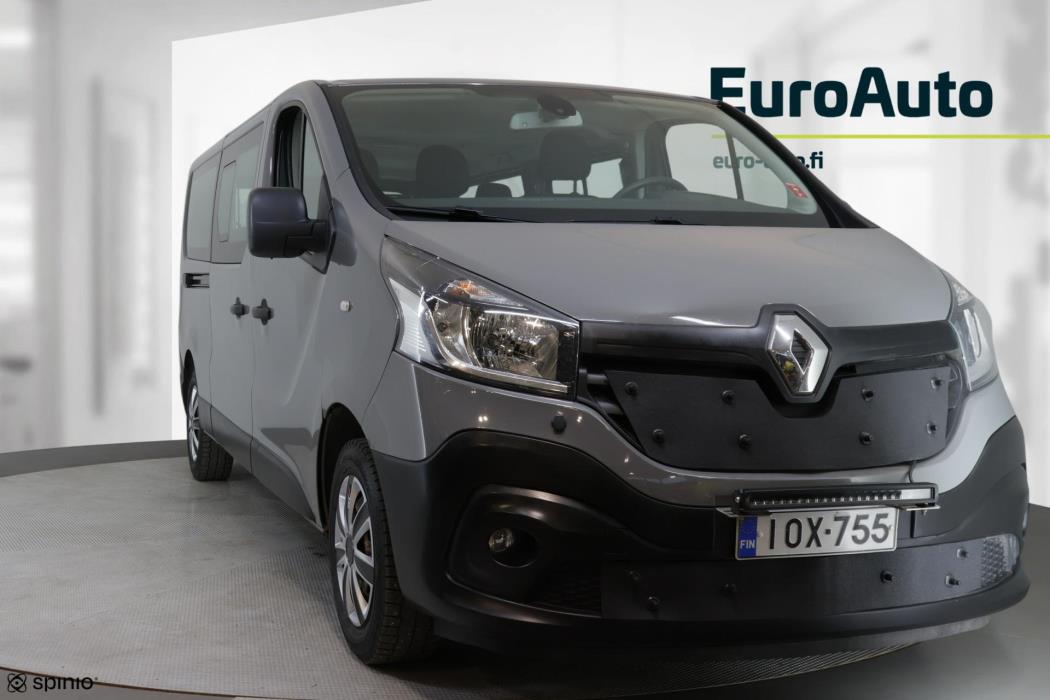 RENAULT Trafic 2015