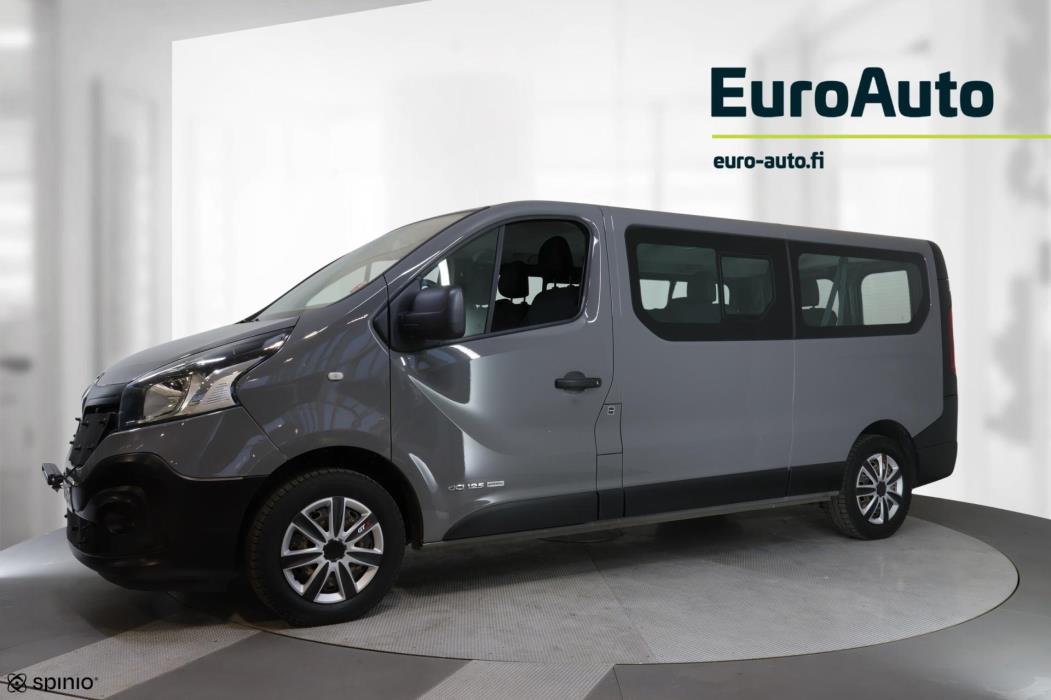 RENAULT Trafic 2015