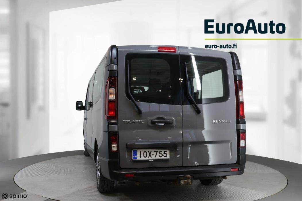 RENAULT Trafic 2015