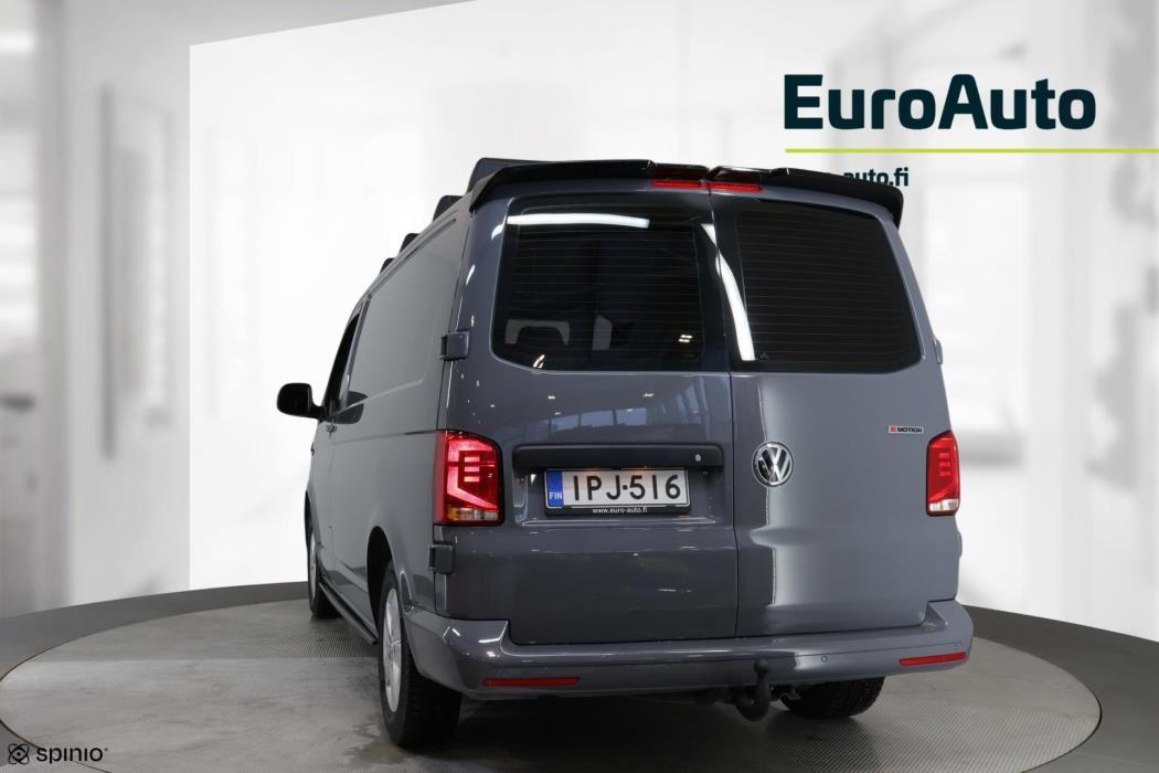 VOLKSWAGEN Transporter 2022